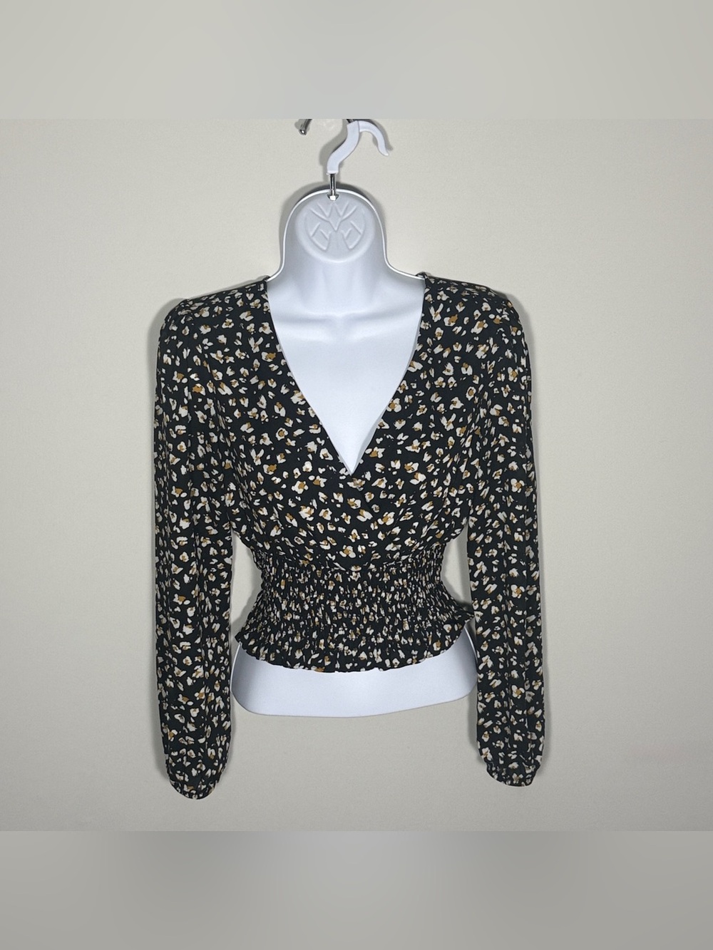Nine Britton Women’s XS Black Leopard Print Smocked Peplum Blouse